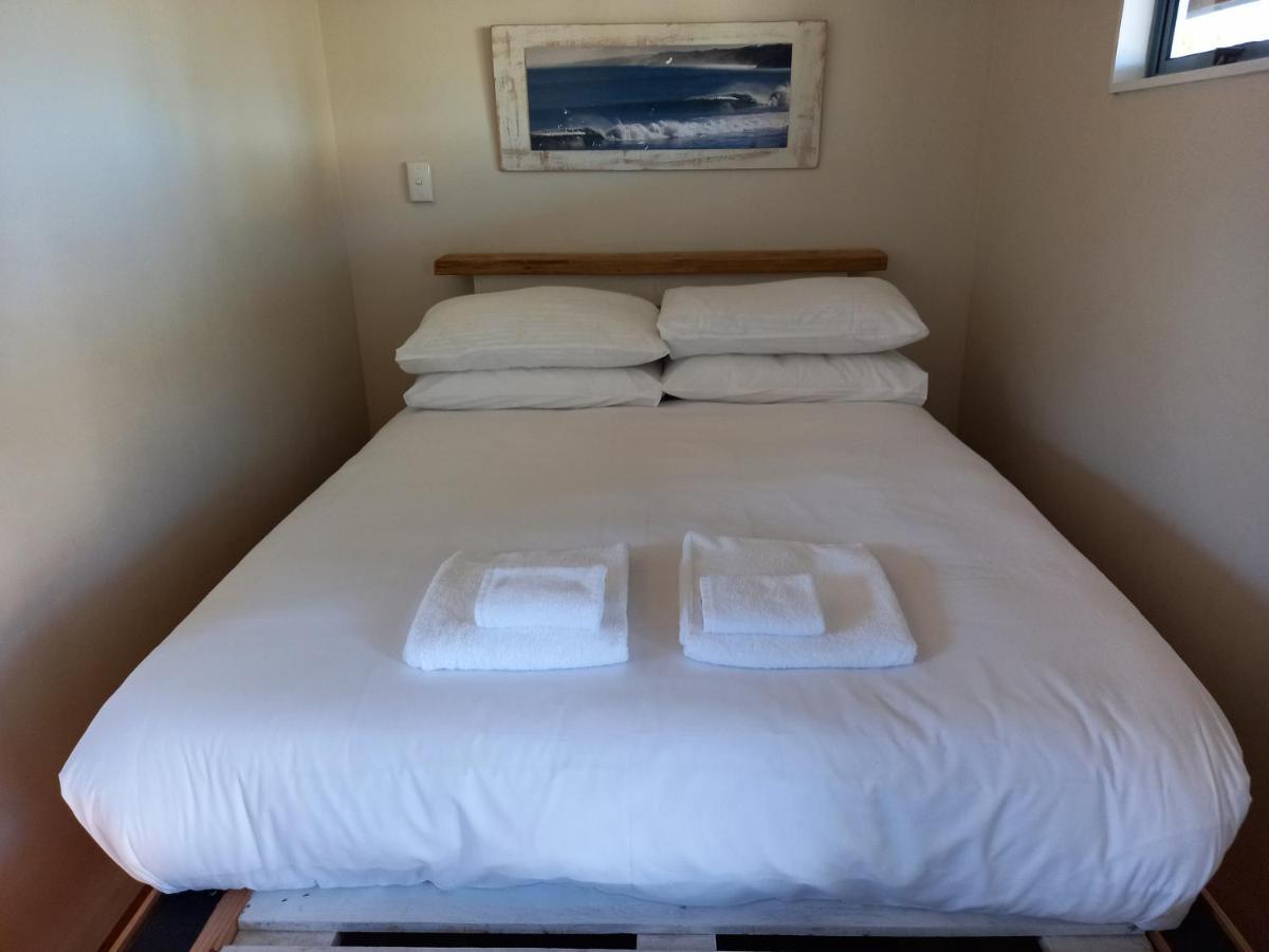 Raglan West Accommodation Units Экстерьер фото